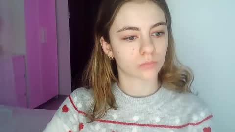 AriaCreazy online show from January 7, 2025, 8:13 am