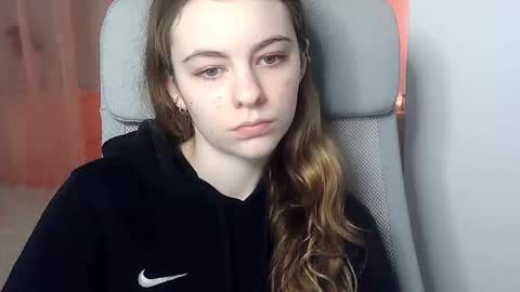 AriaCreazy online show from February 6, 2025, 9:17 pm