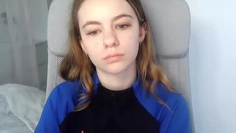 AriaCreazy online show from February 7, 2025, 7:29 am