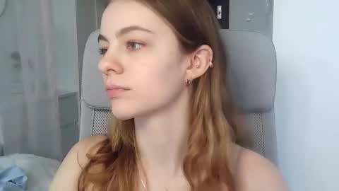 AriaCreazy online show from February 7, 2025, 10:29 am