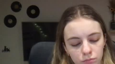 AriaCreazy online show from March 3, 2025, 9:37 pm