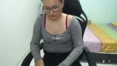 Snapshot of ariadna_6 chatting on February 18, 2025, 7:09 pm ...Ariana... online show from February 18, 2025, 7:09 pm