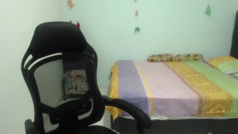 Snapshot of ariadna_6 chatting on March 6, 2025, 6:16 pm ...Ariana... online show from March 6, 2025, 6:16 pm