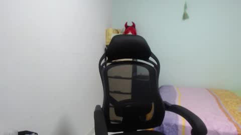 Snapshot of ariadna_6 chatting on September 23, 2025, 5:16 pm ...Ariana... online show from September 23, 2025, 5:16 pm