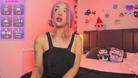 Snapshot of ariadnaaa_ chatting on December 4, 2025, 3:27 am Ariadna online show from December 4, 2025, 3:27 am