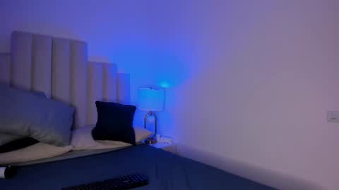 ariadnacolby online show from December 8, 2024, 8:25 pm