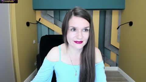 AriaGray online show from September 20, 2025, 9:05 pm