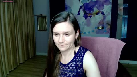 AriaGray online show from April 15, 2026, 7:58 pm