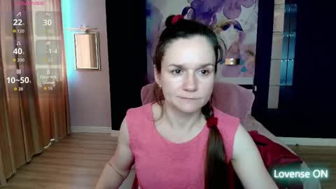 Snapshot of ariagrays chatting on April 29, 2026, 11:47 am AriaGray online show from April 29, 2026, 11:47 am