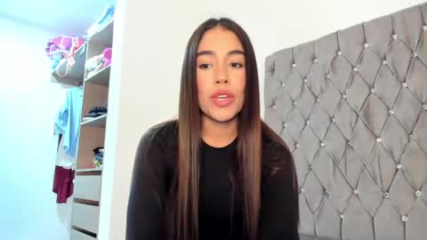 Aria Montgomery online show from December 29, 2024, 1:45 am