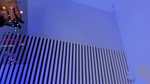 Ariana online show from December 12, 2024, 7:52 am