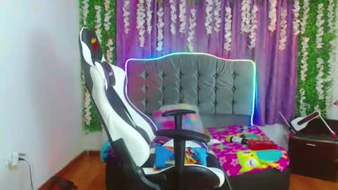 Ariana online show from September 14, 2025, 3:27 am