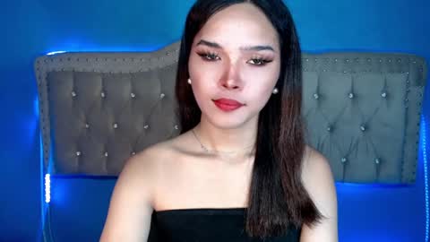 Snapshot of ariana_queen_hugecock69 chatting on May 20, 2026, 5:35 am Arian online show from May 20, 2026, 5:35 am