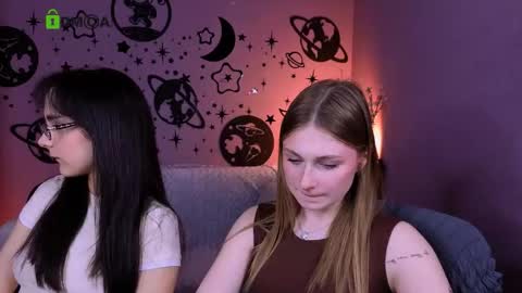 ariana_ross7 online show from April 18, 2026, 7:58 pm