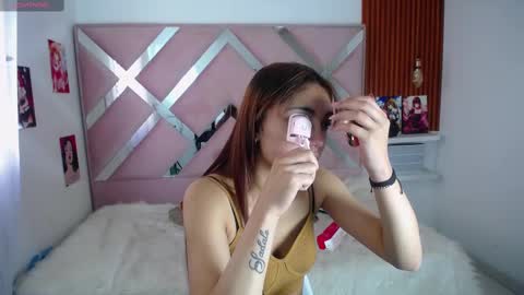 ariana_toro online show from September 25, 2025, 1:48 pm