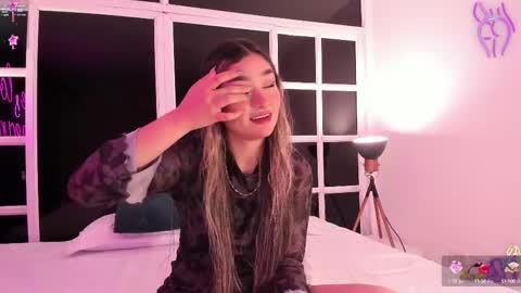 Ari online show from March 8, 2025, 3:28 am