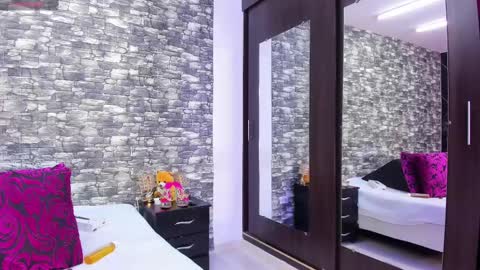 Ariana online show from March 4, 2025, 12:12 pm