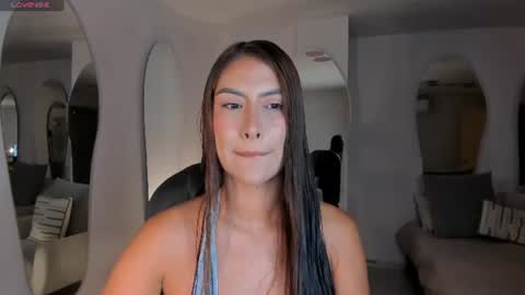 Ariana Dumont online show from June 27, 2026, 11:04 am