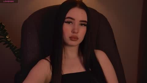 arianapurr online show from April 8, 2026, 4:40 pm