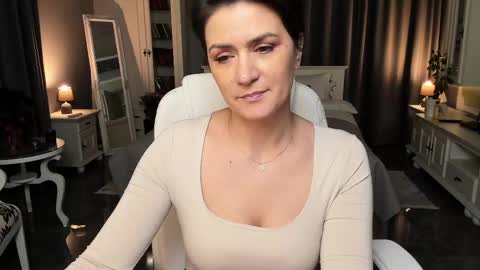 Ana online show from February 22, 2025, 4:19 pm