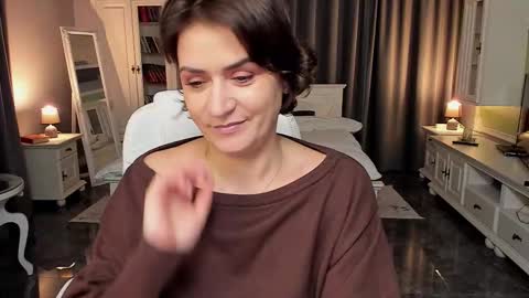 Ana online show from February 9, 2026, 4:11 pm