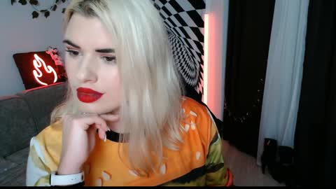 Snapshot of arianasaint chatting on April 1, 2026, 5:32 pm Mistress Ariana online show from April 1, 2026, 5:32 pm