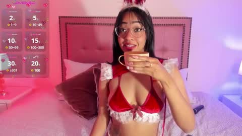 Snapshot of arianna_daviss chatting on December 21, 2024, 9:15 pm online show from December 21, 2024, 9:15 pm