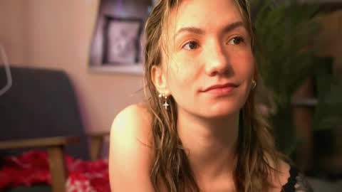 Snapshot of arianna_richi chatting on May 3, 2026, 8:20 am Olivka online show from May 3, 2026, 8:20 am