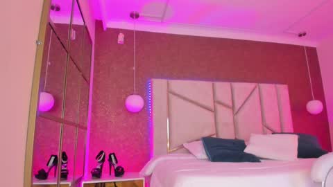 Arianna online show from February 26, 2025, 2:04 am