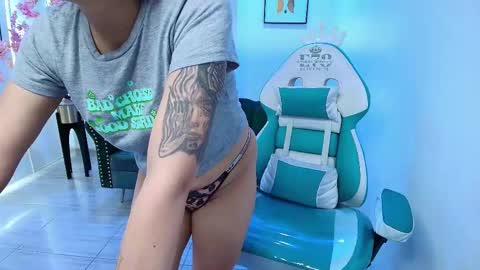 Snapshot of arianna_sweeet chatting on September 26, 2025, 3:43 am arianna_sweeet online show from September 26, 2025, 3:43 am