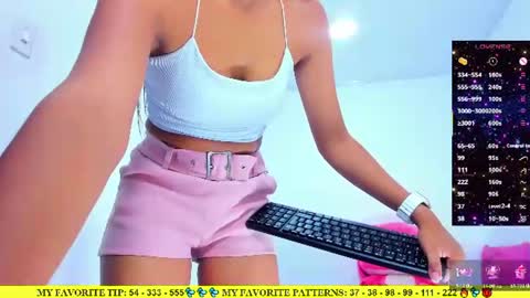 Snapshot of ariannalewis1 chatting on July 1, 2026, 1:40 am Arianna online show from July 1, 2026, 1:40 am