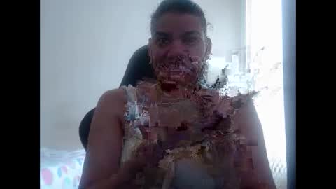 ariannaloovel online show from February 2, 2026, 3:33 pm