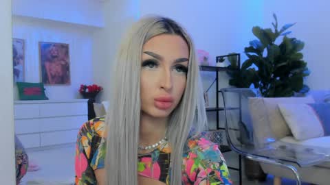 Arianna online show from March 19, 2026, 6:39 am