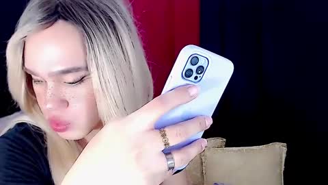 Snapshot of arianne_xoxo777 chatting on December 2, 2024, 8:09 am ARIANNE CUMS online show from December 2, 2024, 8:09 am