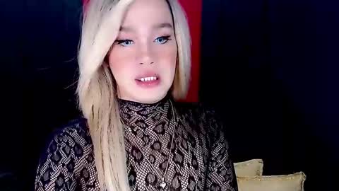 Snapshot of arianne_xoxo777 chatting on December 12, 2024, 12:33 pm ARIANNE CUMS online show from December 12, 2024, 12:33 pm