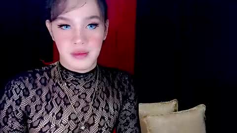 Snapshot of arianne_xoxo777 chatting on December 15, 2024, 10:28 am ARIANNE CUMS online show from December 15, 2024, 10:28 am
