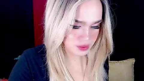 Snapshot of arianne_xoxo777 chatting on December 17, 2024, 11:17 am ARIANNE CUMS online show from December 17, 2024, 11:17 am