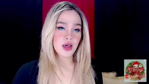 Snapshot of arianne_xoxo777 chatting on December 25, 2024, 3:08 am ARIANNE CUMS online show from December 25, 2024, 3:08 am
