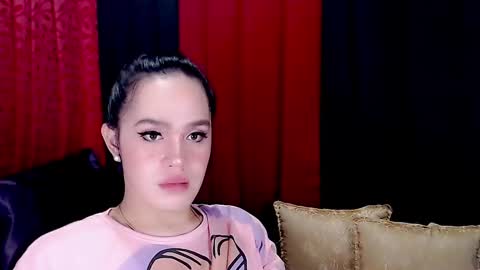 Snapshot of arianne_xoxo777 chatting on January 22, 2025, 12:06 am ARIANNE CUMS online show from January 22, 2025, 12:06 am
