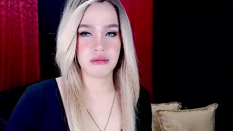 Snapshot of arianne_xoxo777 chatting on January 31, 2025, 7:07 am ARIANNE CUMS online show from January 31, 2025, 7:07 am