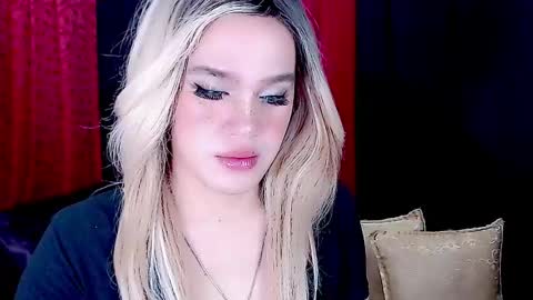 Snapshot of arianne_xoxo777 chatting on February 11, 2025, 11:10 am ARIANNE CUMS online show from February 11, 2025, 11:10 am