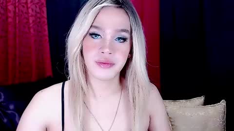 Snapshot of arianne_xoxo777 chatting on February 12, 2025, 12:01 pm ARIANNE CUMS online show from February 12, 2025, 12:01 pm