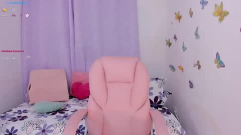 Snapshot of ariannna08_ chatting on December 17, 2024, 7:29 am ariannna08_ online show from December 17, 2024, 7:29 am