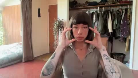 Snapshot of ariarose_xx chatting on July 10, 2026, 7:16 pm Aria online show from July 10, 2026, 7:16 pm