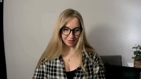 Aria online show from March 15, 2026, 7:25 am