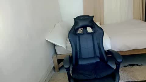 Arie online show from March 14, 2026, 9:37 am