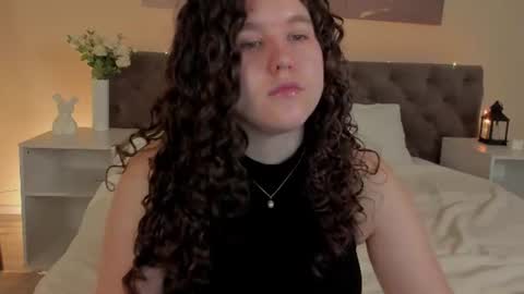 Snapshot of ariella_sol chatting on July 3, 2026, 1:12 am Ariella GTM3 Tue Wed Thu Fri Sat 0400 am-1030pm online show from July 3, 2026, 1:12 am