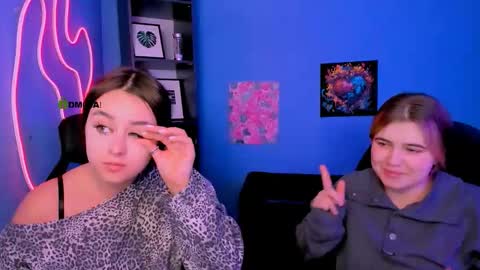 arielmell online show from February 23, 2026, 12:13 pm