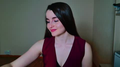 arielstonks_lovee online show from February 4, 2025, 7:33 pm