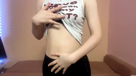 I am Anny ntmu Lets hit 10 Thumbs Up together online show from November 22, 2025, 2:27 pm